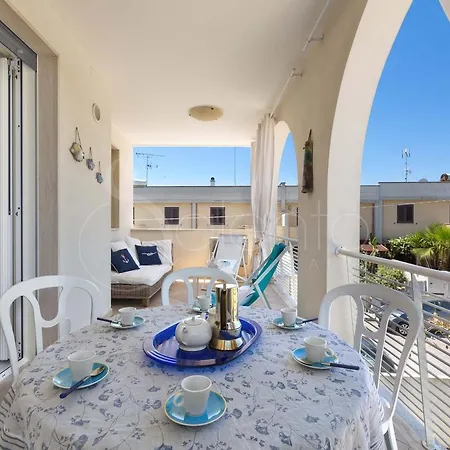 Semesterbostad Aurora D'otranto
